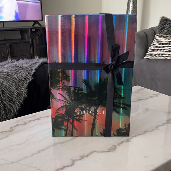 Extra Large Authentic GUCCI Empty Box with Ribbon - Picture 4 of 8